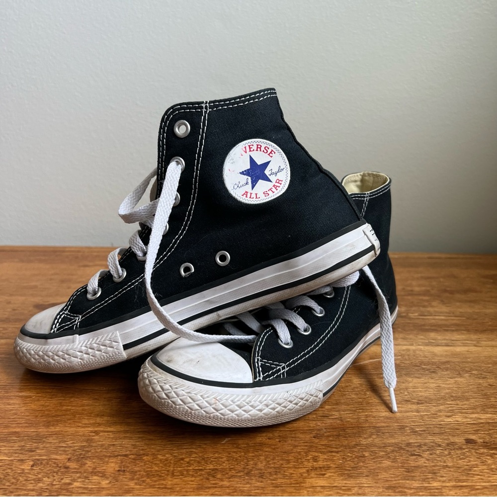 High-top converse